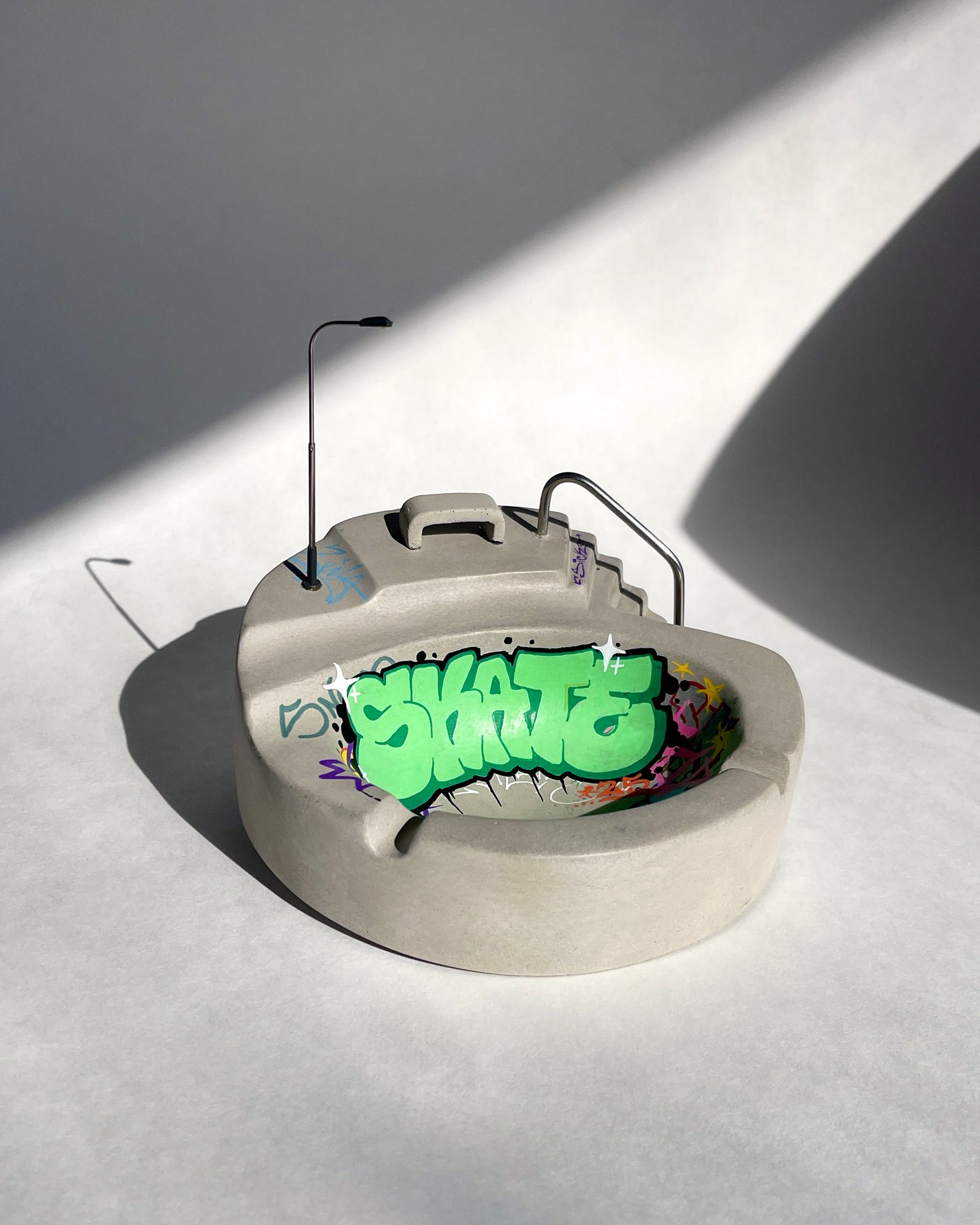 Streetlight Sk8Tray: PreTag