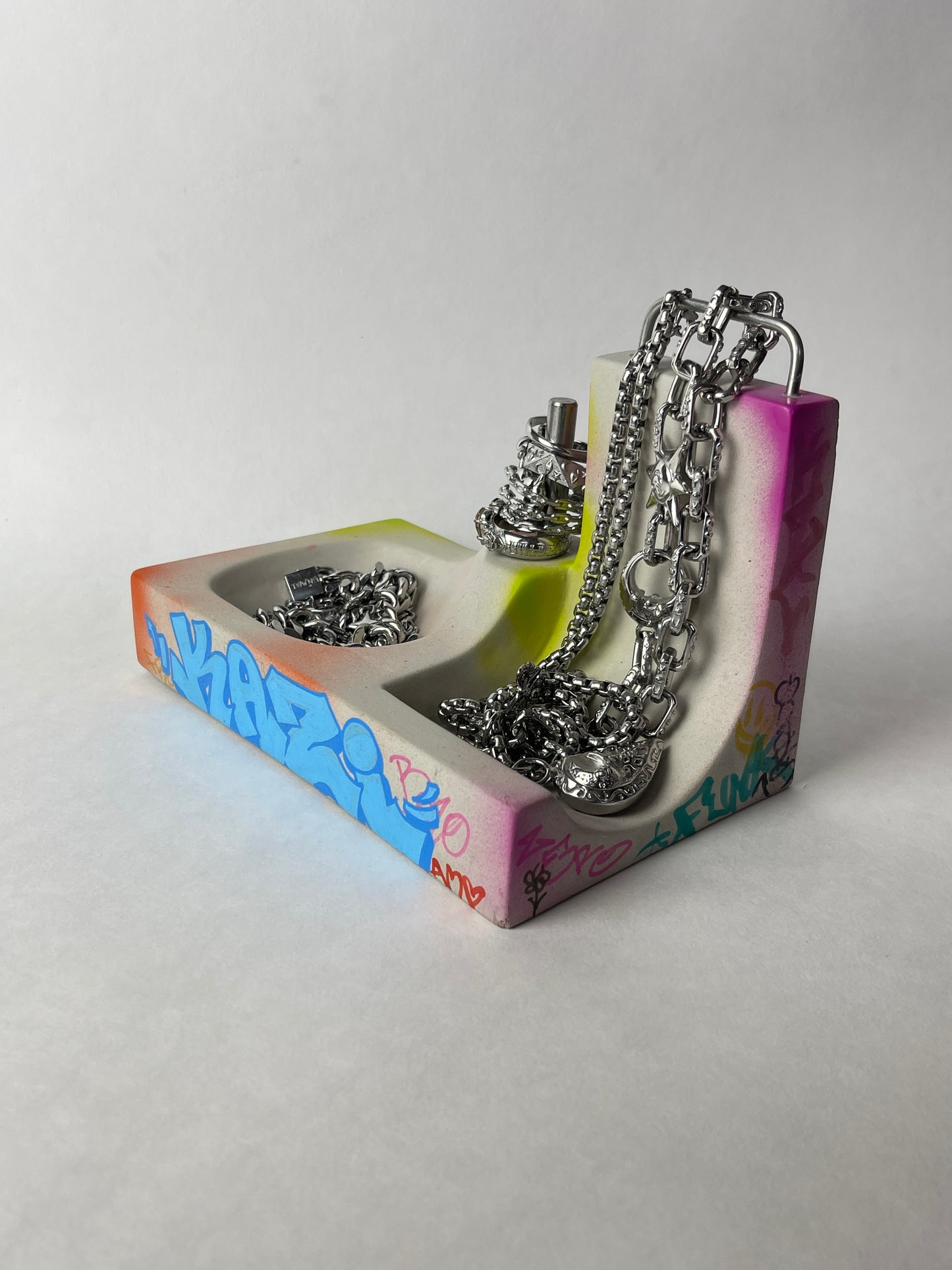 Rails n Rings Jewelry Holder: Personalized